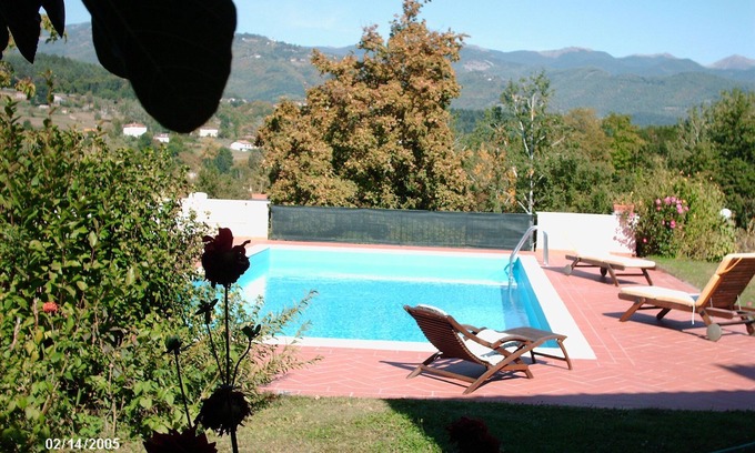 Camporgiano Casa | Villa con vista al lago en Garfagnana Toscana Lucca