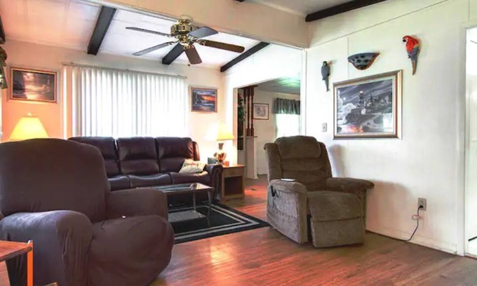Lakeland Casa | Lakefront 3 Bedroom Pet family with fishing dock