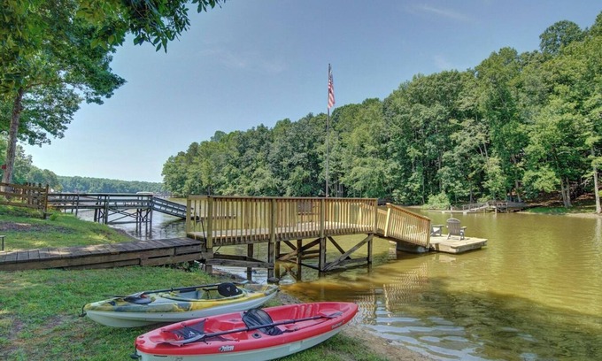 Southmont Cabaña | Lakefront A-Frame Cottage with Kayaks & Fire Pit