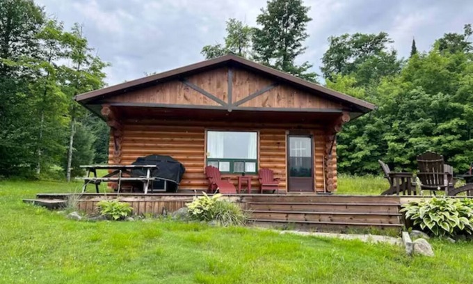 Unorganized Centre Parry Sound Cabina | Lakefront Cabin #6 - 4 Season - Sleeps 7