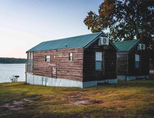 Mead Casa | Lakefront Cedar Cabin - 9