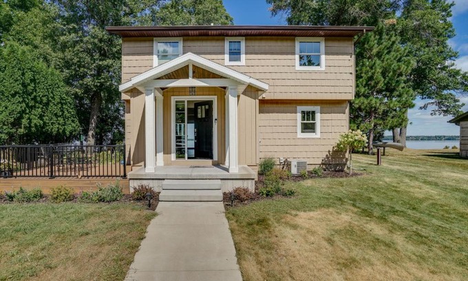 Lake Wissota Casa | Lakefront Chippewa Falls Haven with Private Deck!