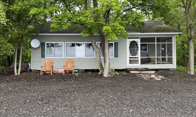 St. Albans Cabaña | Lakefront Cottage - Awesome Sunsets! New Construction 2022