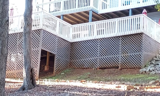 Fair Play Casa | Lakefront/cove Safe Neighborhood Lg decks Waterfall 100 yds away & Internet