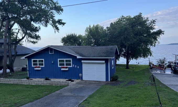 Pointblank Cabina | Lakefront cozy cabin, fully remodeled! Unforgettable place!