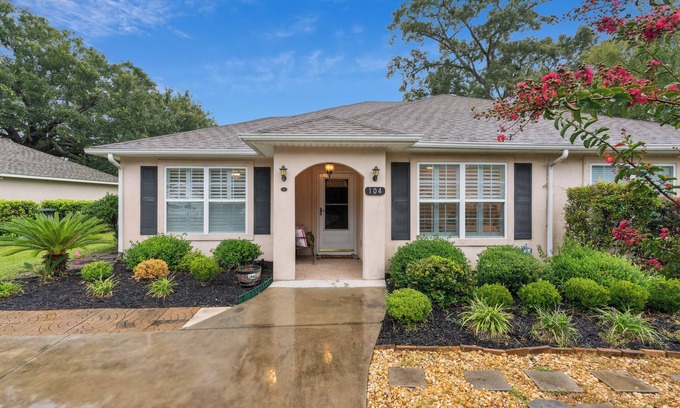 Dock Junction Casa | Lakefront/Dog Friendly!