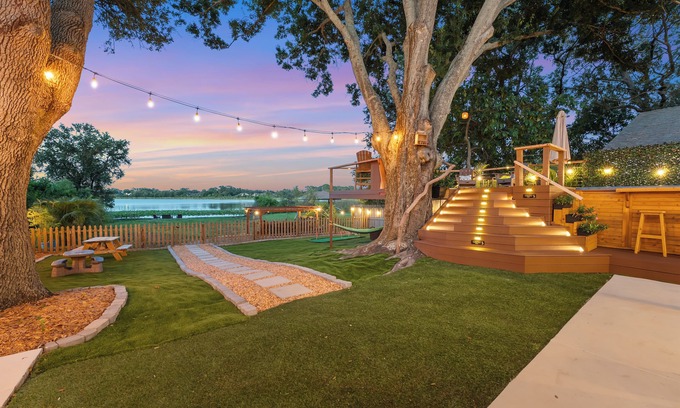 Lake St. George Casa | Lakefront Gem Near Clearwater
