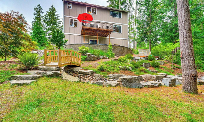 Burley Casa | Lakefront Home by Gig Harbor: Quiet Family Retreat