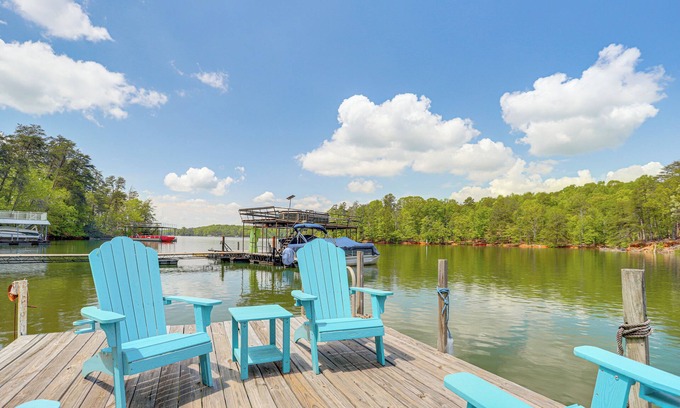 Gainesville Casa | Lakefront Home w/ Private Dock in Gainesville!