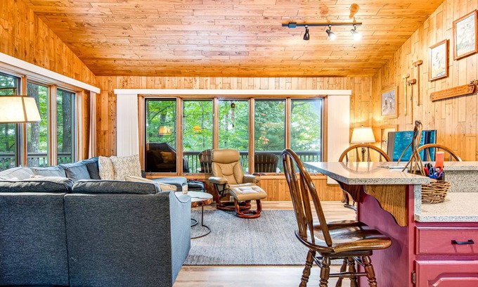 Minocqua Casa | Lakefront home with a private dock, firepit, fast WiFi, washer/dryer, central AC