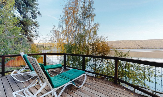 Joseph Casa | Lakefront home with amazing lake view, private dock & deck -DOG FRIENDLY