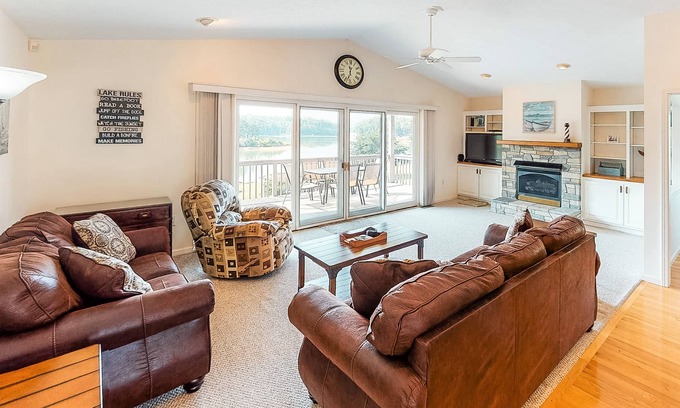 Dandridge Casa | Lakefront home with free attraction tickets, deck, hot tub, and pool table