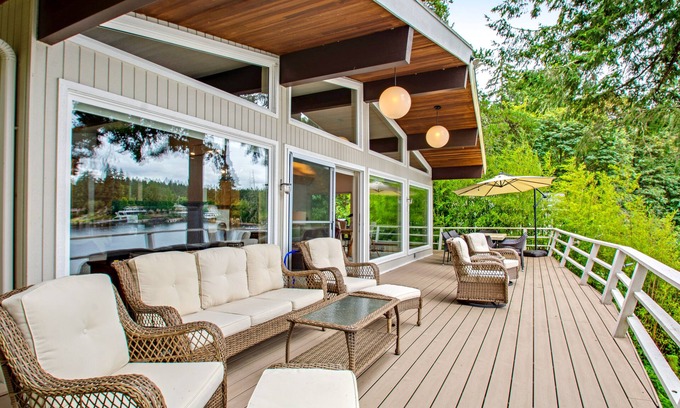 East Olympia Casa | Lakefront home with private dock, paddleboat, fast WiFi, deck, grill & W/D