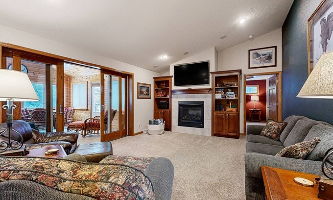 Friendship Casa | Lakefront home with grill, firepit, pool table, jetted tub