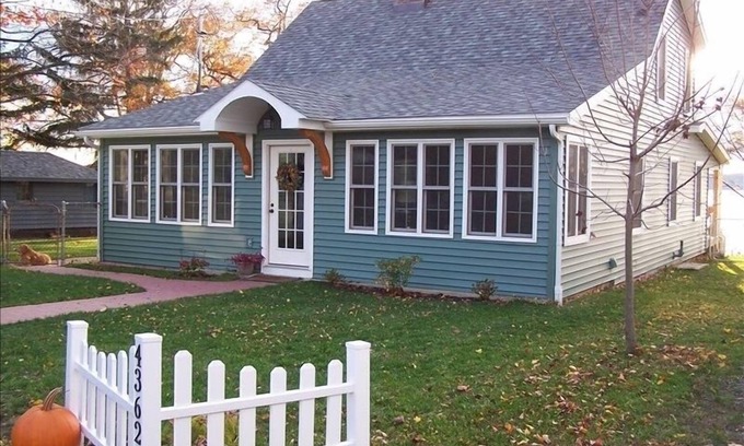 Teall Beach Casa | Casa frente al lago en el lago Seneca
