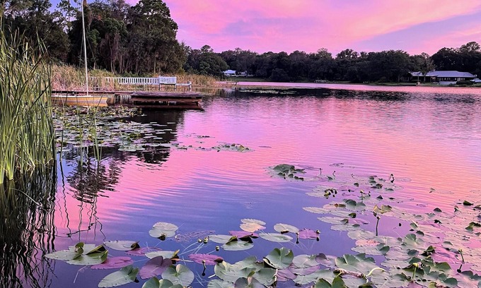 Crescent City Casa | Lakefront House with Dock!