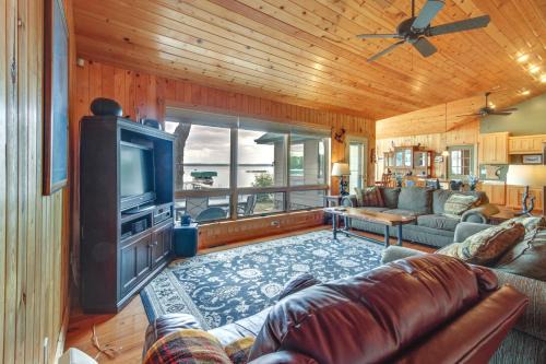 Isle Casa | Lakefront Isle Escape with Dock and Fire Pit!
