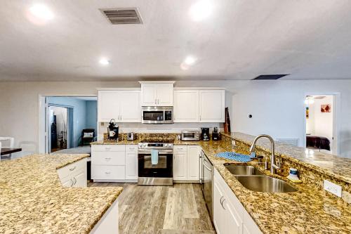 Lake Placid Casa | Lakefront Living