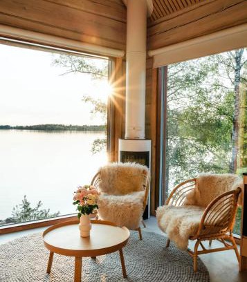 Lempaala Chalet De Esquí | Lakefront log suite