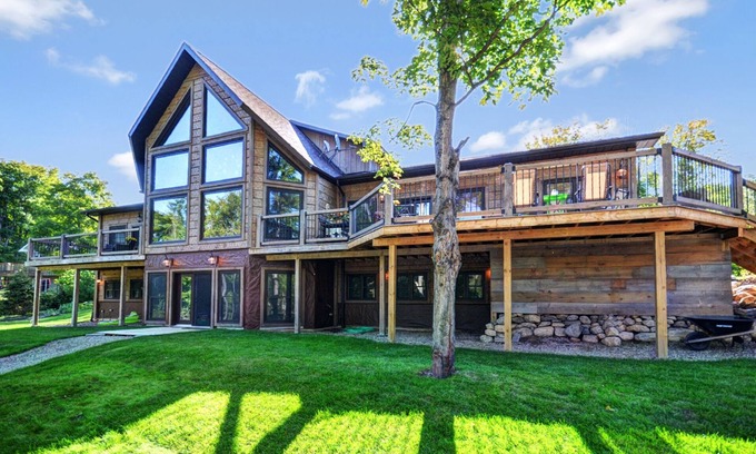 Eagle Lake Cabaña | La tonelería Casa - Haliburton Ontario Boutique Luxury Log Cabin