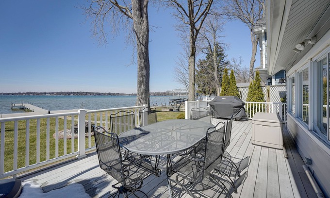 Sturgis Cabaña | Lakefront Michigan Cottage - Deck, Grill & Kayaks!