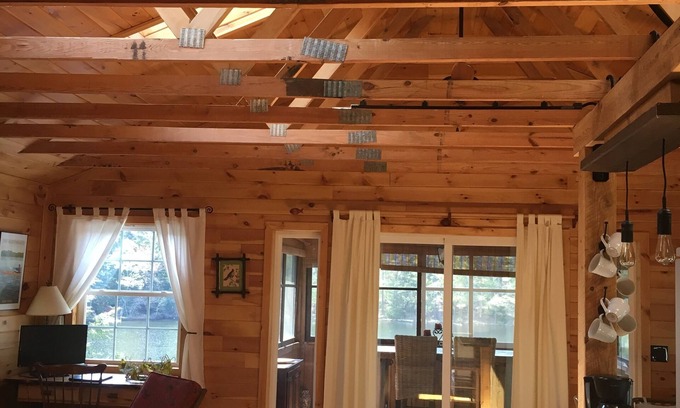 Lake Luzerne-Hadley Casa | Lakefront Nest - 10 mi from Lake George