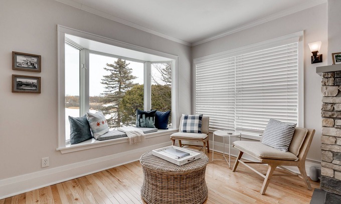 Tonka Bay Casa | Lakefront Retreat