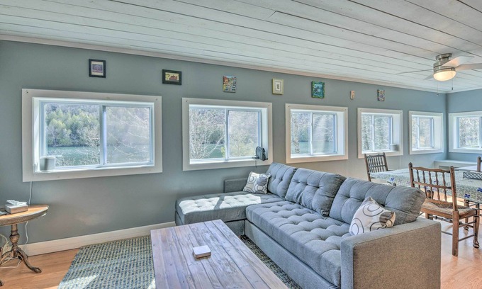 Eastern Vermont Cabaña | Lakefront Retreat w/ Large Yard & Boat Dock!