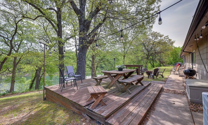Shell Knob Condominio | Lakefront Shell Knob Condo w/ Deck & Grill!