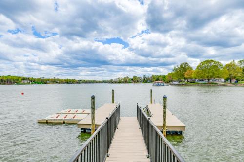Troutman Casa | Lakefront Troutman Home with Private Dock and Slip!