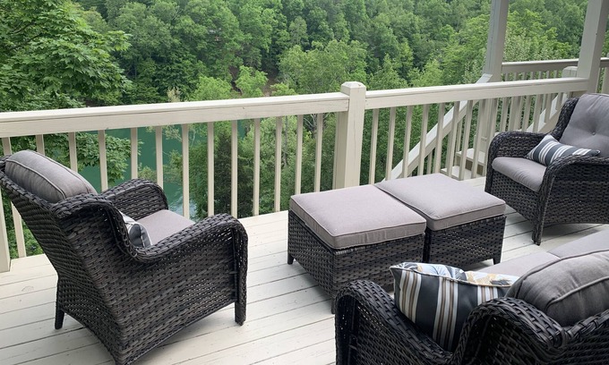 Jacksboro Casa | Windsor Cove Retreat para 18 en el lago Norris