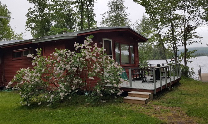 Eddington Cabina | Lakehouse en el borde del agua cerca de Acadia And Bar Harbor