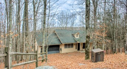 Beech Mountain Casa | Lakeledge Hideaway by VCI Real Estate Services