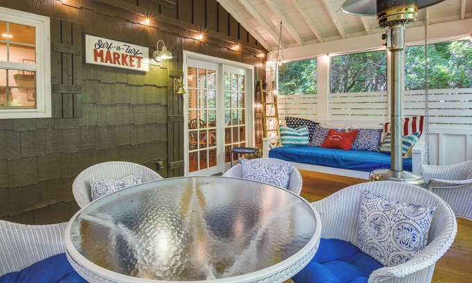 Lakemont Cabaña | Lakemont Vacation Rental w/ Screened-In Porch!