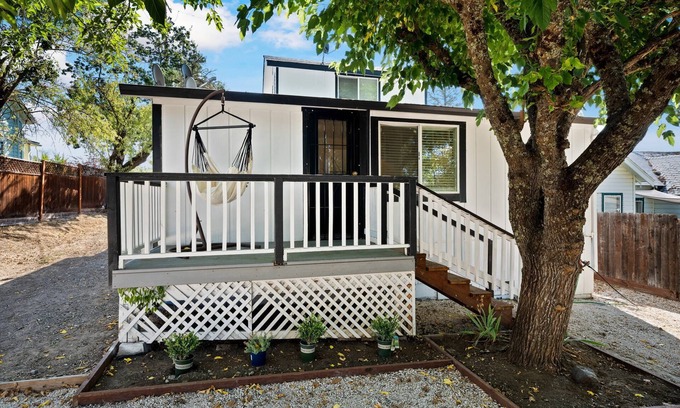 Lakeport Apartamento | Lakeport Charmer near downtown and boat ramp !