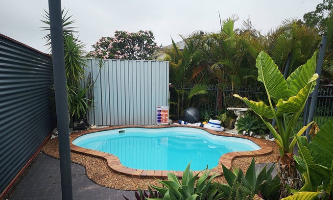 Gwandalan Casa | Lakes, ocean beaches, bush and tranquility. All a short trip from Sydney.
