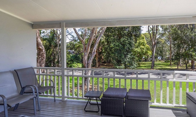 Cams Wharf Villa | Lakeshores Villa - 200m from pool, tennis & lake!
