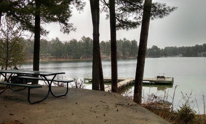 Waupaca Cabaña | Retiro de cabina en la cadena O'Lakes de Waupaca