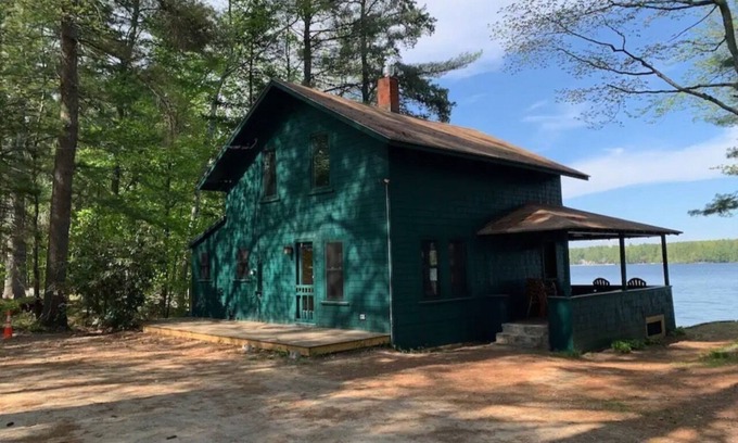 Windham Cabina | Lakeside Cabin With Private Sandy Beach