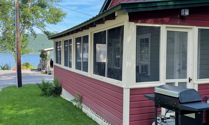 Cooperstown - Otsego Lake Cabaña | Lakeside Cottage in Cooperstown