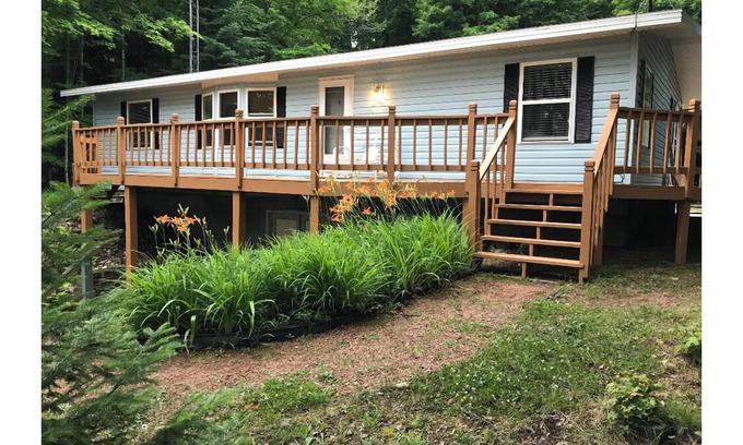 Three Lakes Casa | Lakeside Getaway in the Nicolet National Forest on Beautiful Butternut Lake