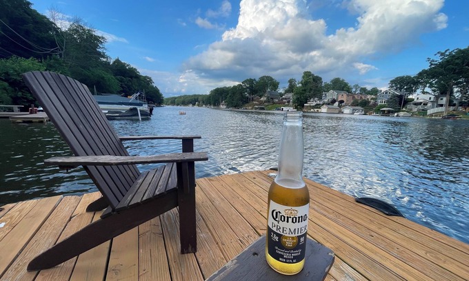 Hopatcong Casa | Lakeside Home w/Lake Access, Dock & Water Views!