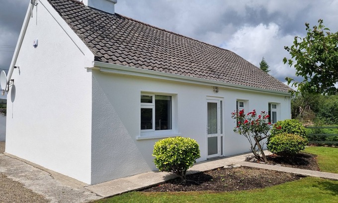 Oughterard Casa | Lakeside House in picturesque Oughterard at the gateway to Connemara