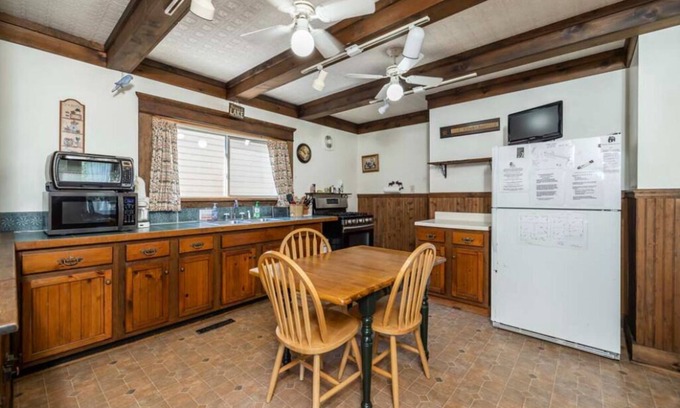Inlet Casa | Lakeside House View Overlooking Beautiful 4th Lake Here at Stiefvater's Lakeside Cottages