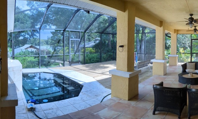 Egypt Lake-Leto Casa | Linda casa grande en un precioso lago.