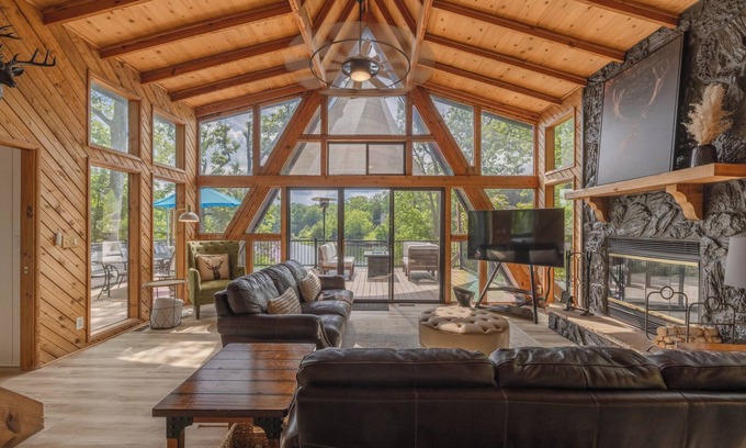 Innsbrook Chalet De Esquí | Lakeside Linden Retreat by Innsbrook Vacations!