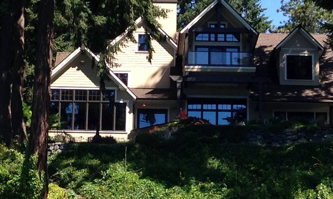 Lakewood Casa | Gravelly Lake - Lakeside Luxury - MIL privado en Waterfront Home.