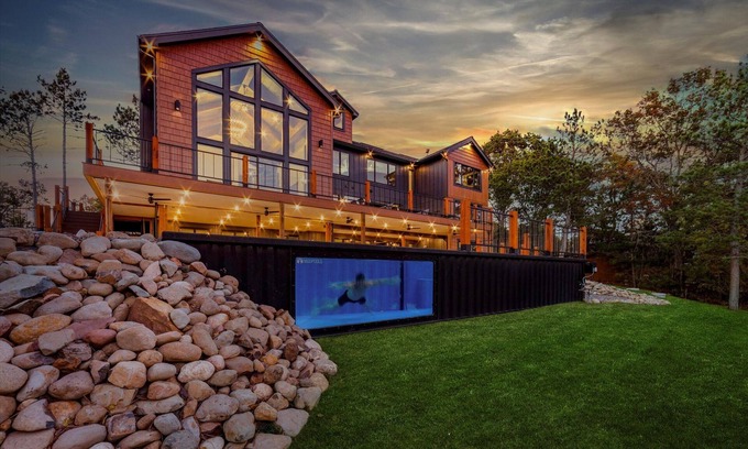 Minong Cabina | Lakeside Mansion 10000SF - Heated Pool - Two Hot Tubs - Theater- Sleeps up to 62