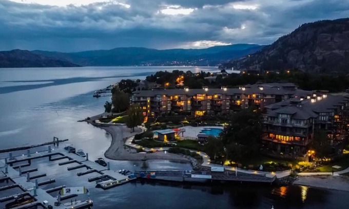 Westbank Condominio | Lakeside/Poolside Suite in the Cove Resort!