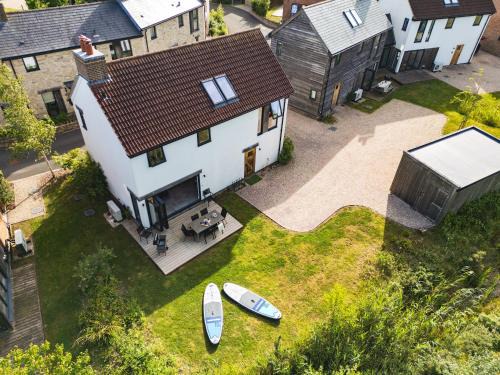 Holworth Casa | Lakeside property with spa on a nature reserve Bulrushes BV04